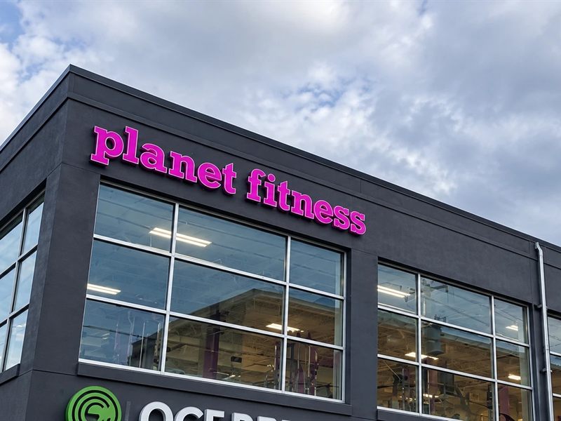 Planet Fitness 1936 Washington